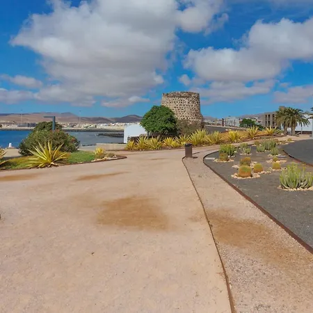 Elegant 2 Bedrooms Flat 5 Minutes From The Sea & Free Parking Puerto del Rosario (Fuerteventura)