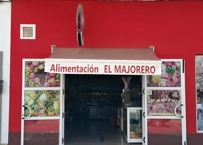 Elegant 2 Bedrooms Flat 5 Minutes From The Sea & Free Parking Апартаменты